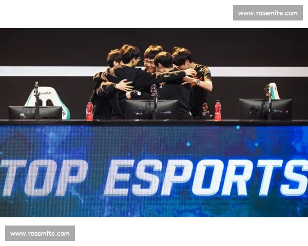 光影铸巅峰:银龙杯下的夏决终章 光影铸巅峰:银龙杯下的夏决终章