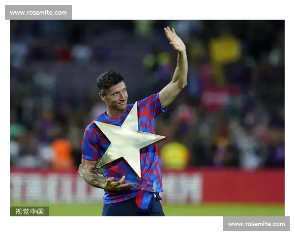 致敬传奇！莱万的2026世界杯，是一场关于坚持的史诗