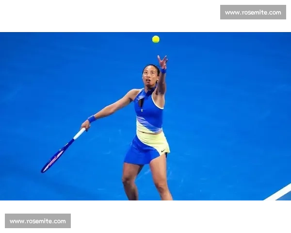 王者归来！伤愈复出的网球明星，在颁奖典礼上收获掌声