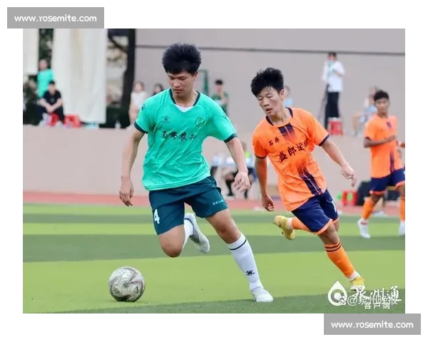 铁血防守遇上风暴进攻,苏超经典对决上演! 铁血防守遇上风暴进攻,苏超经典对决上演!